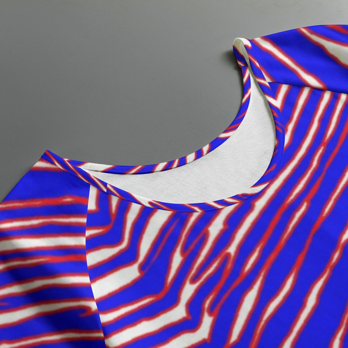 Camiseta de cuello redondo para mujer con estampado de cebra de los Buffalo Bills de la NFL y mangas raglán