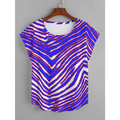 Camiseta de fútbol americano de la NFL Buffalo Bills con estampado de cebra Zubaz para mujer con dobladillo curvo (talla grande)